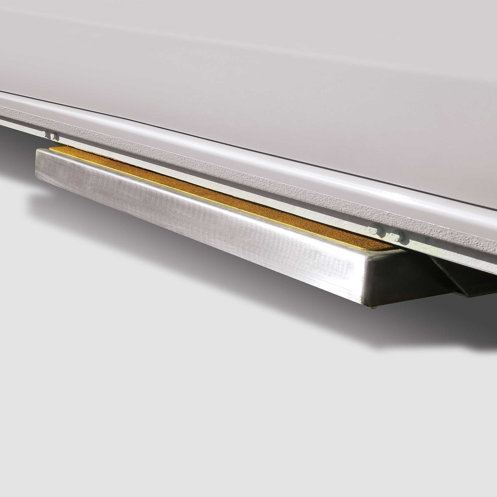 Serie-ESE-Seitliche-vollautomatische-Kassettenstufe-eingefahren-von-AlphaDynamik