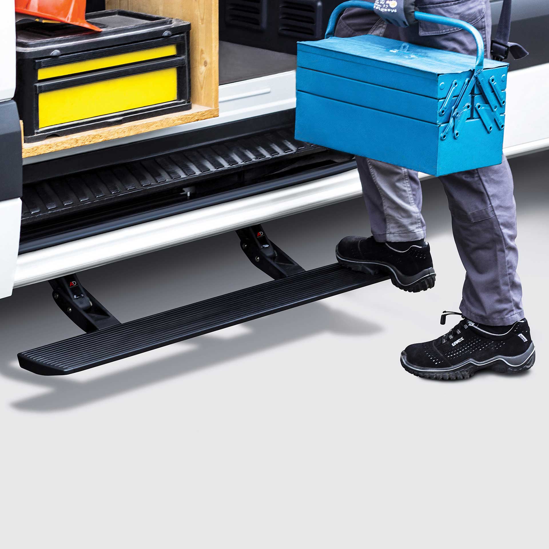 Serie-ETB-Vollautomatische-seitliche-Schwenk-Stufe-Bauarbeiter-von-AlphaDynamik