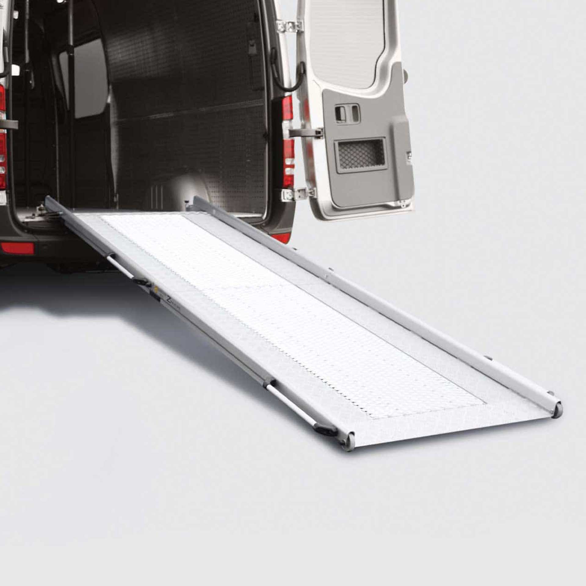 Serie-PRO-Festmontierte-Verladerampe-fuer-KTW-und-Warentransport-von-AlphaDynamikW98fI2x0oPvFS