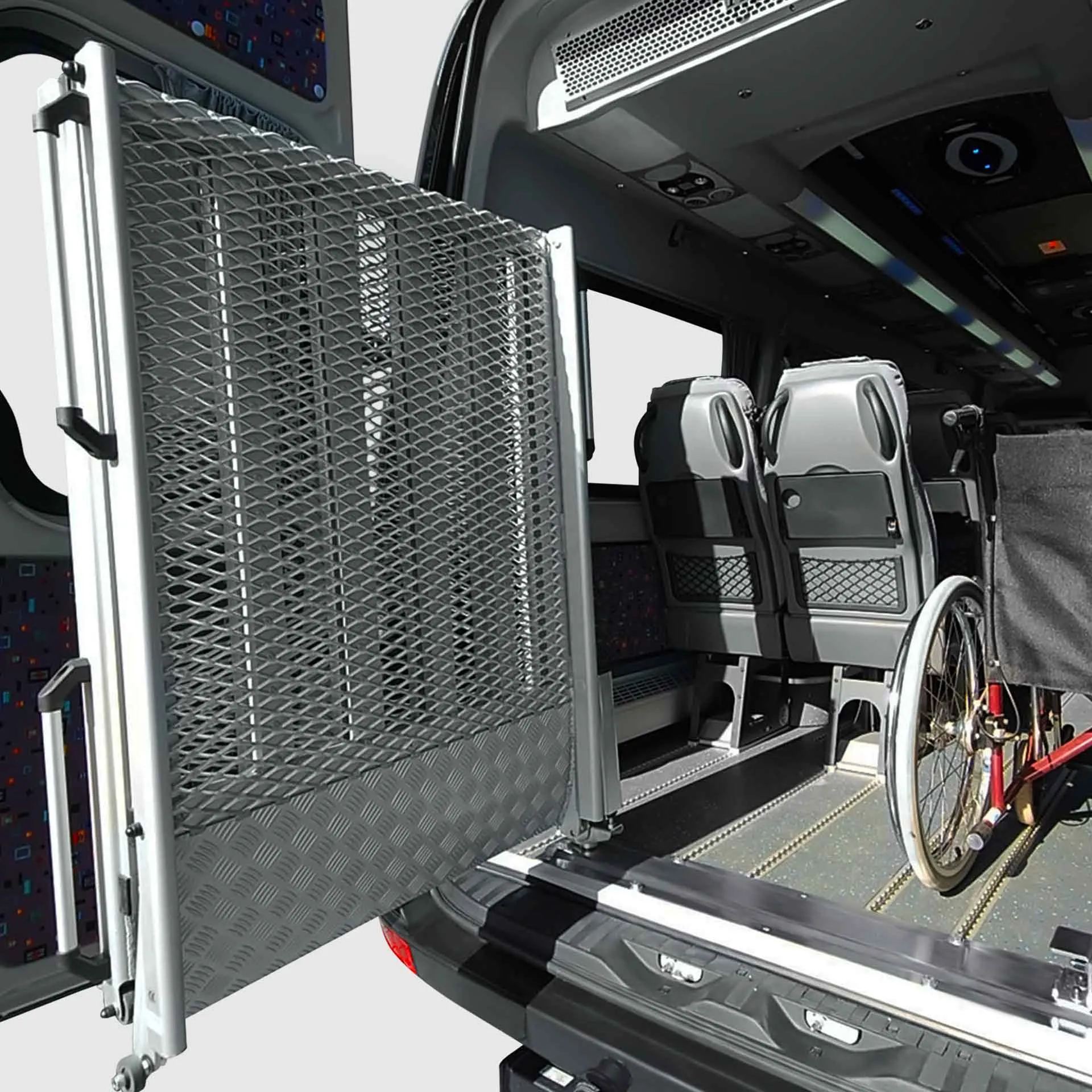 Rollstuhlrampe Mit Gasdruckdämpfer, Tragkraft, Höhe im Fahrzeug. Van, Kleinbusse, Schwenkbar Festmontierte Ramp Serie EASY